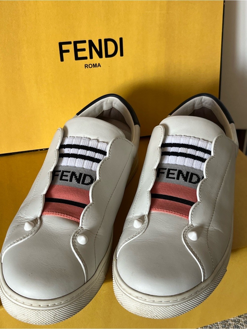 Fendi White Leather Slip-On Sneakers with Pink and Black Knit Panel